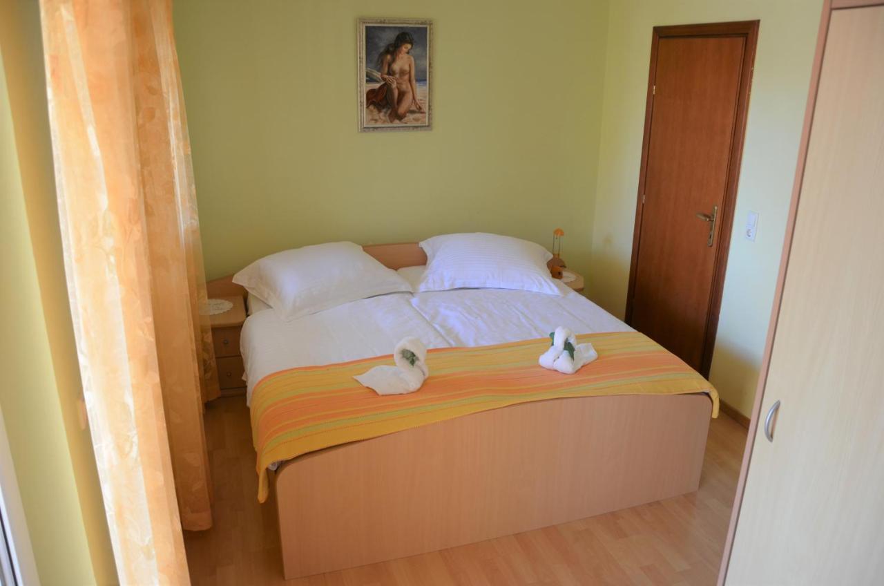 Katarina Apartment Srima